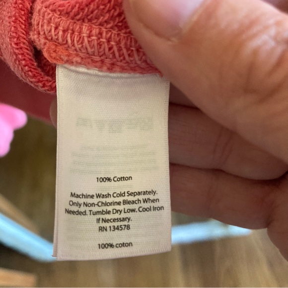 Vineyard Vines Women’s Over dyed shep shirt size small! NWOT! - Picture 10 of 14